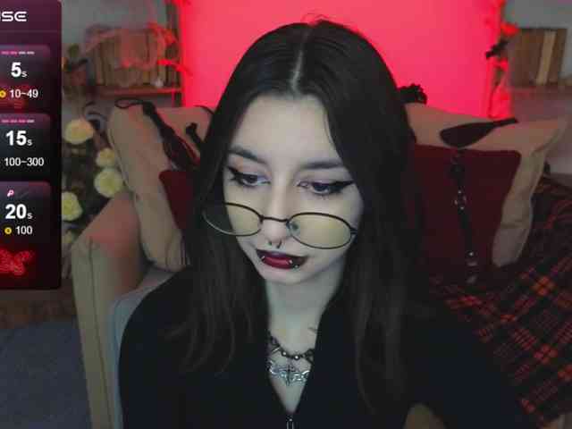 MistressMarcelline webcam