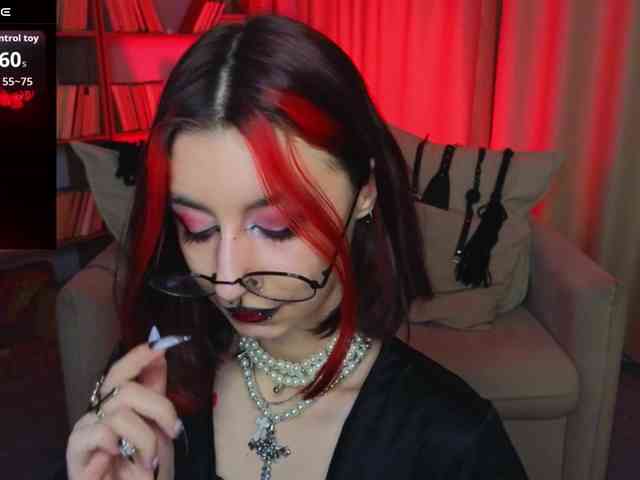 MistressMarcelline webcam