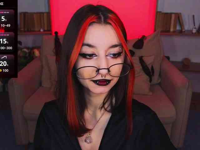 MistressMarcelline webcam