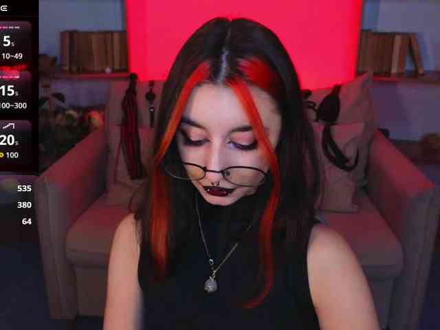 MistressMarcelline webcam