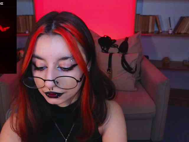 MistressMarcelline webcam