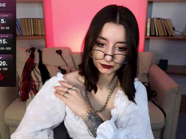 MistressMarcelline webcam