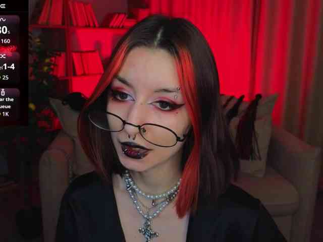 MistressMarcelline webcam