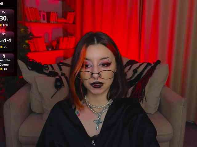 MistressMarcelline webcam