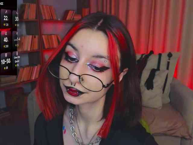 MistressMarcelline webcam