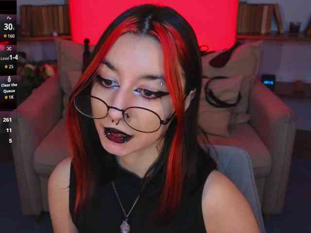 MistressMarcelline webcam