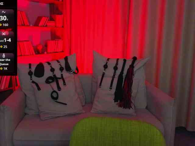 MistressMarcelline webcam