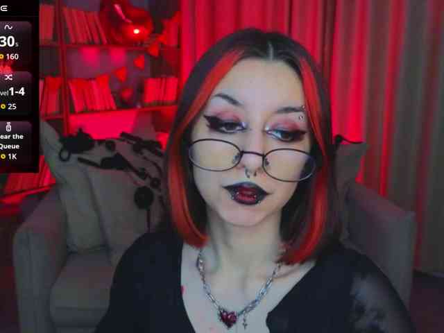 MistressMarcelline webcam