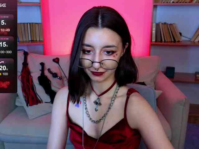 MistressMarcelline webcam
