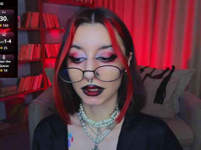 MistressMarcelline webcam