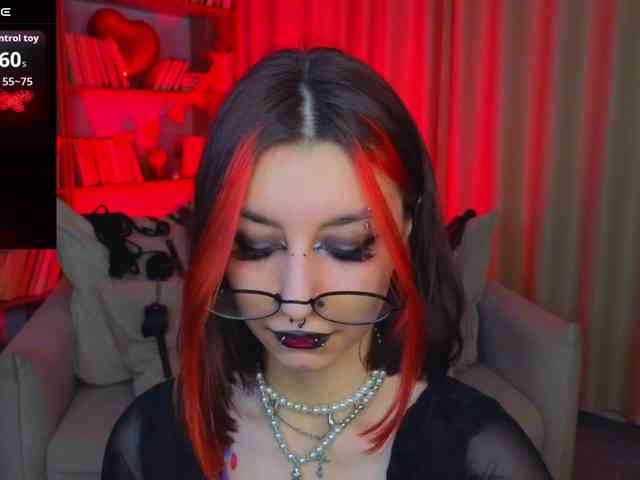MistressMarcelline webcam