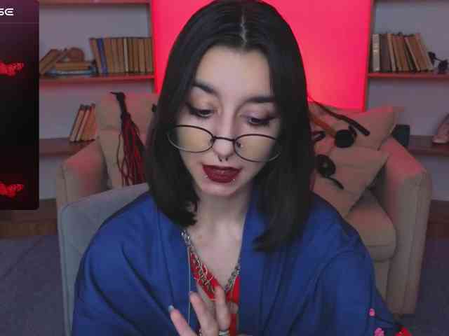 MistressMarcelline webcam