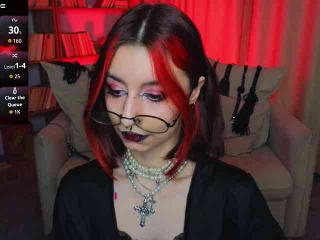 MistressMarcelline webcam