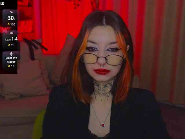 MistressMarcelline webcam