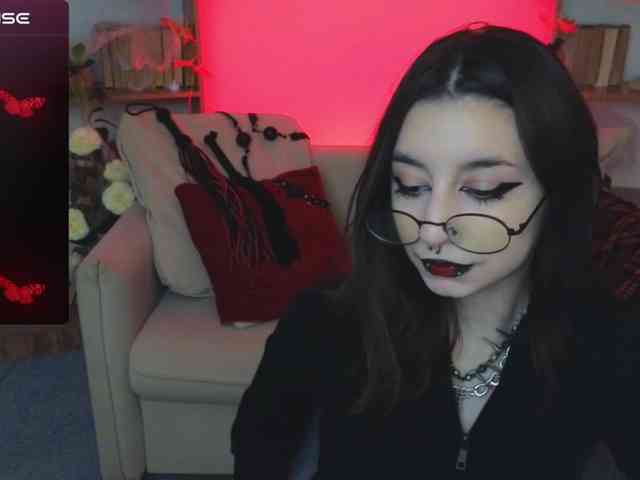 MistressMarcelline webcam