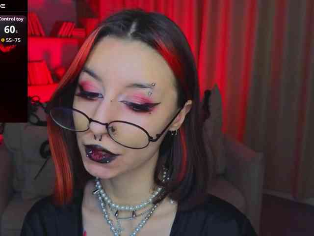 MistressMarcelline webcam