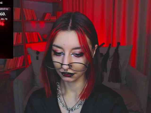 MistressMarcelline webcam