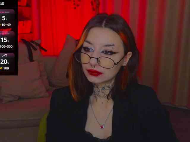 MistressMarcelline webcam