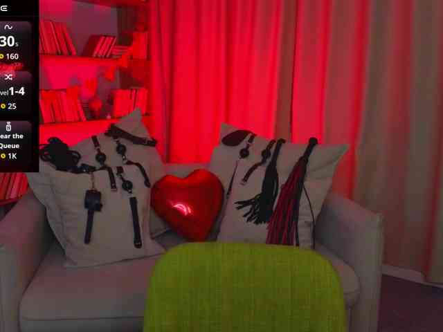 MistressMarcelline webcam