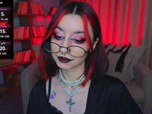 MistressMarcelline webcam