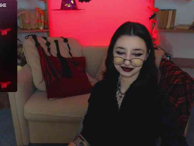 MistressMarcelline webcam
