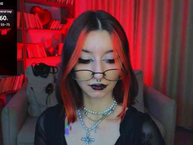 MistressMarcelline webcam