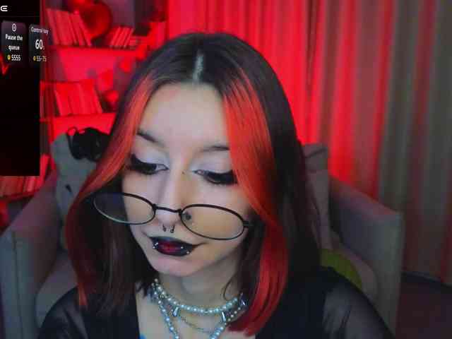 MistressMarcelline webcam
