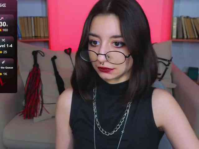MistressMarcelline webcam