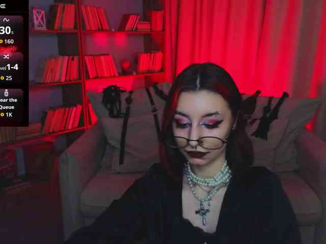 MistressMarcelline webcam