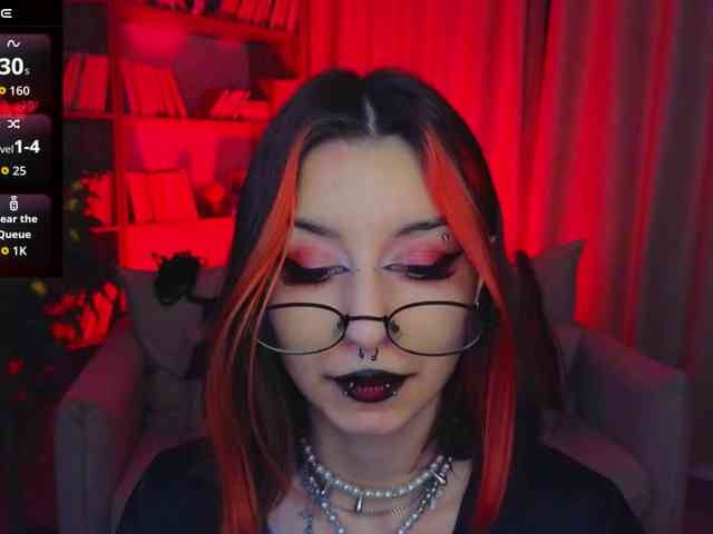MistressMarcelline webcam