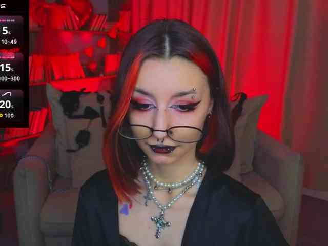 MistressMarcelline webcam