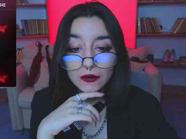MistressMarcelline webcam