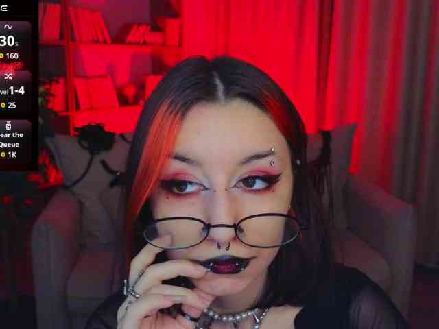 MistressMarcelline webcam
