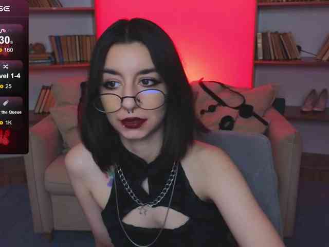 MistressMarcelline webcam