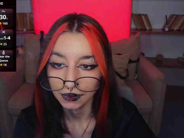 MistressMarcelline webcam