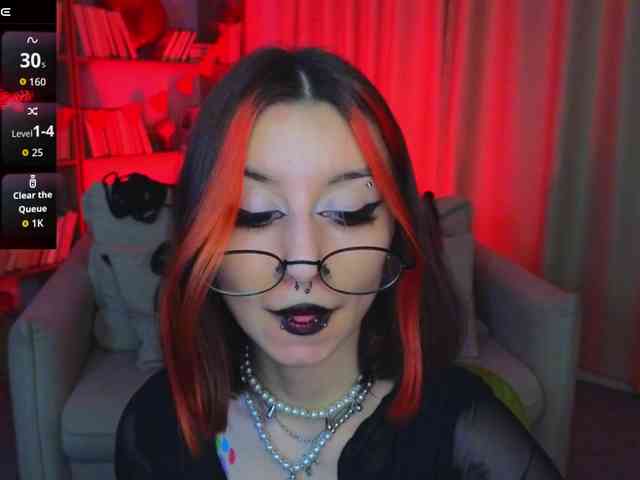 MistressMarcelline webcam