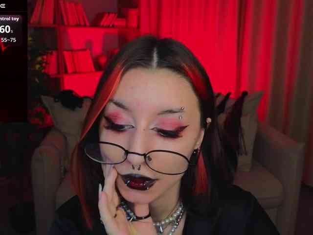 MistressMarcelline webcam