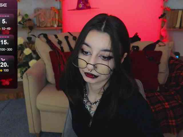 MistressMarcelline webcam