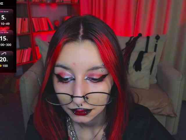 MistressMarcelline webcam