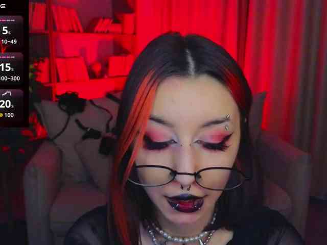 MistressMarcelline webcam