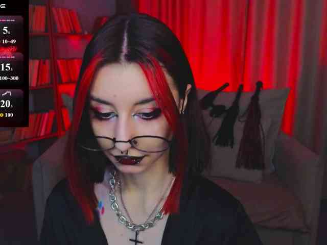 MistressMarcelline webcam