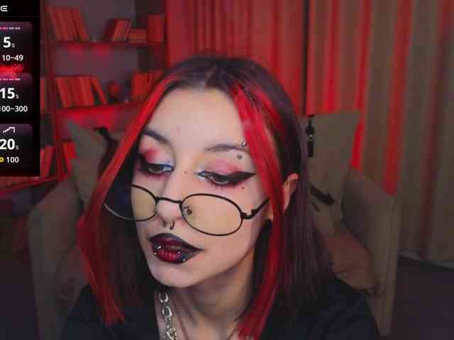 MistressMarcelline webcam