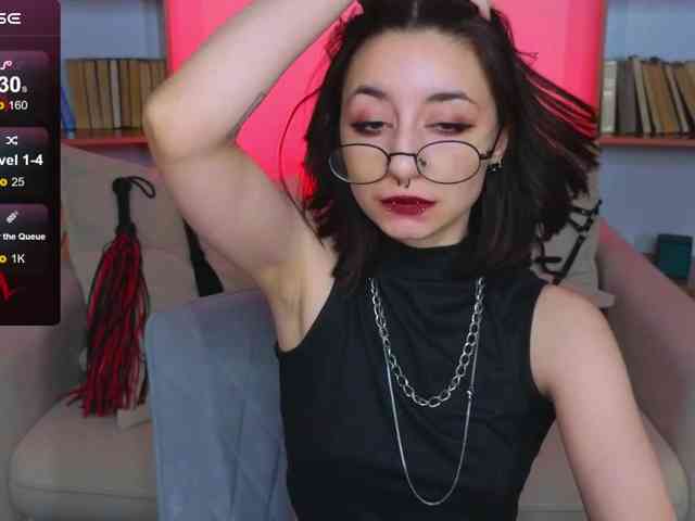 MistressMarcelline webcam