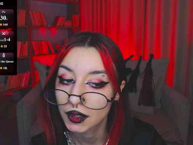 MistressMarcelline webcam