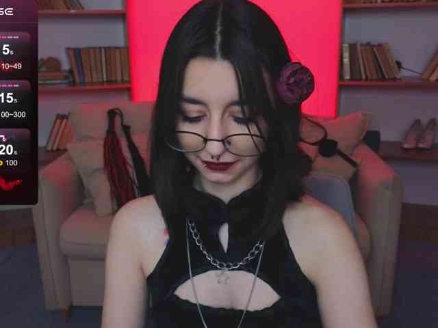 MistressMarcelline webcam
