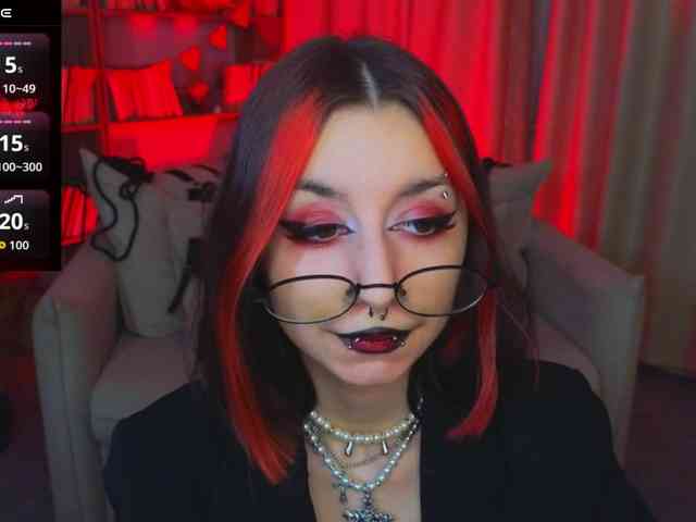 MistressMarcelline webcam