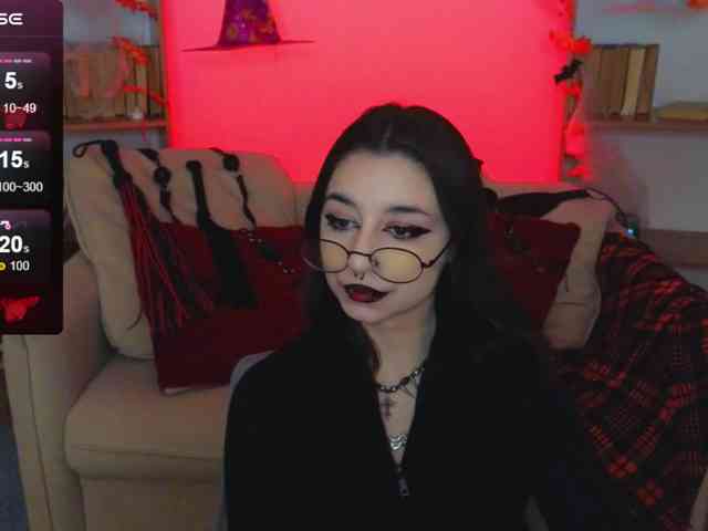 MistressMarcelline webcam