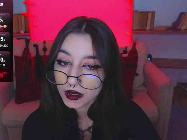 MistressMarcelline webcam