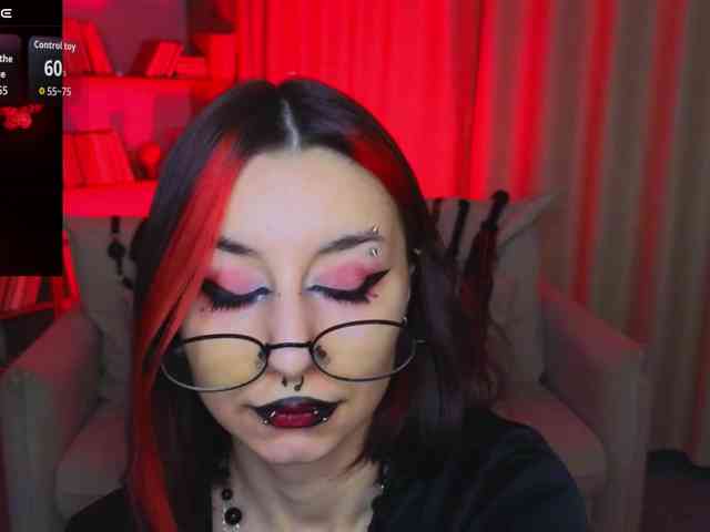 MistressMarcelline webcam