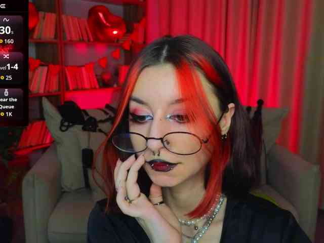MistressMarcelline webcam